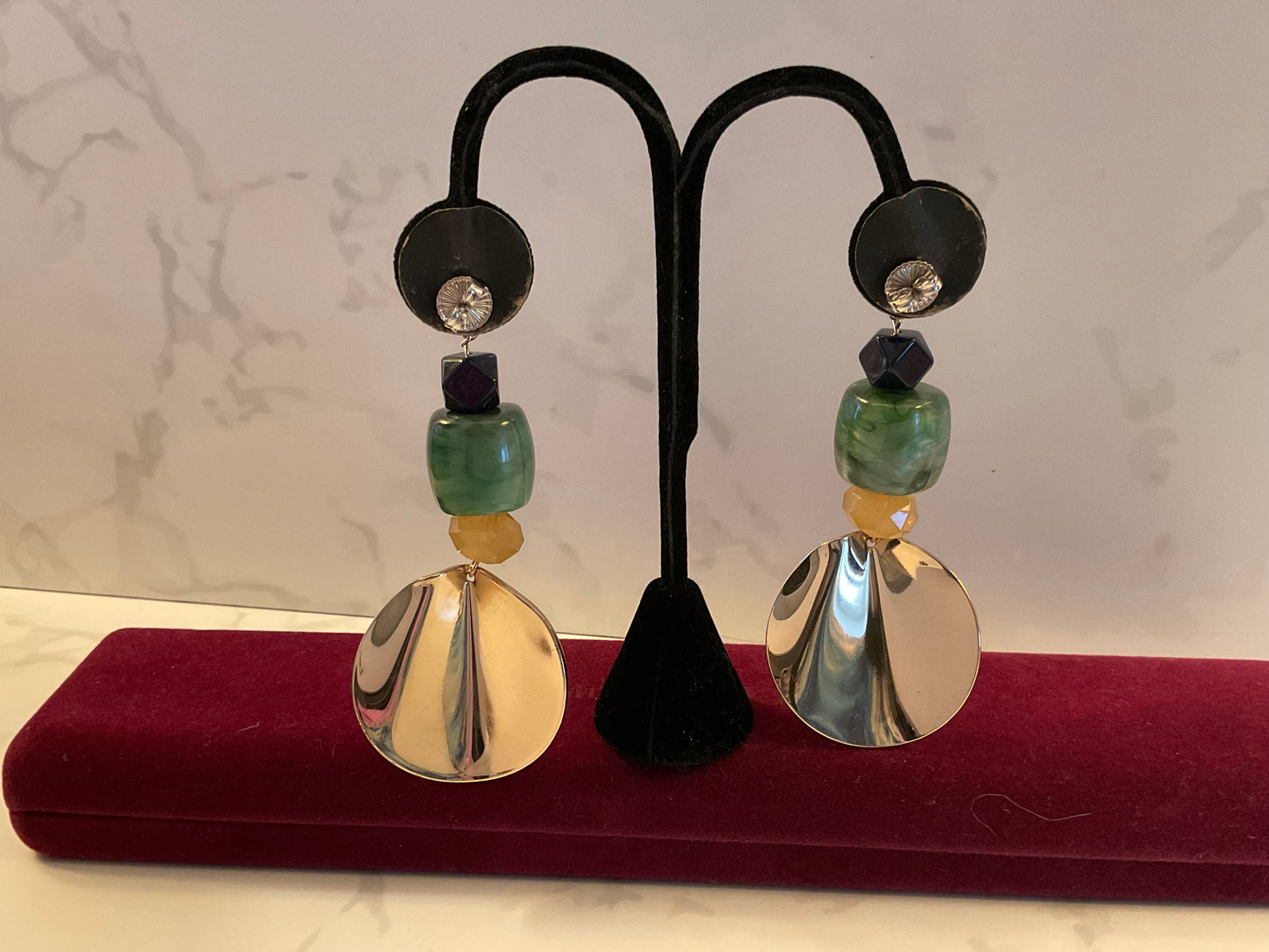 Jade Gold Disc Dangle Bead Earrings