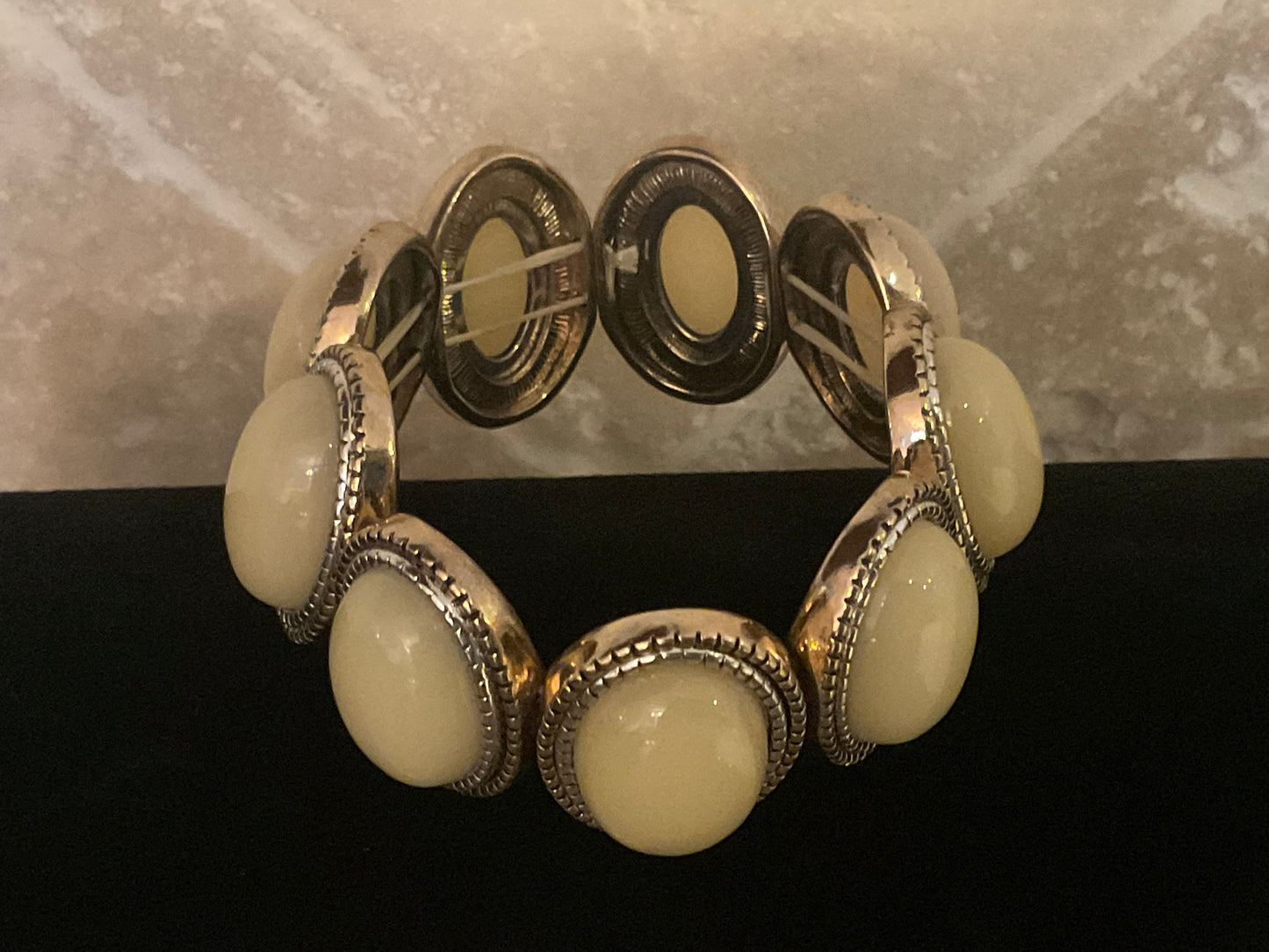 Vintage Ivory Oval Stone Stretch Bracelet