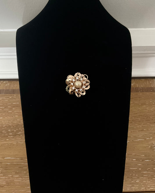 Vintage Gold Rhinestone Pendant Pin Brooch