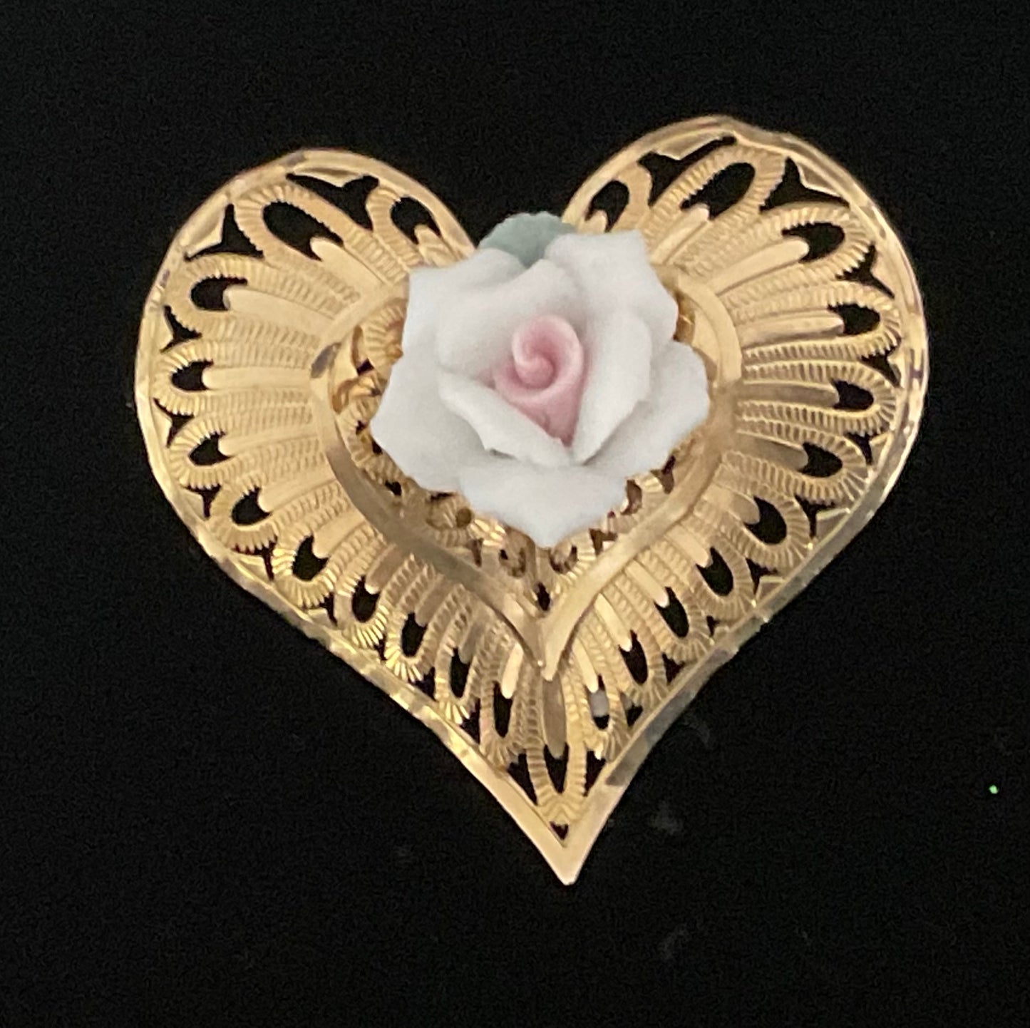 Vintage Victorian Porcelain Rose Gold Heart Brooch