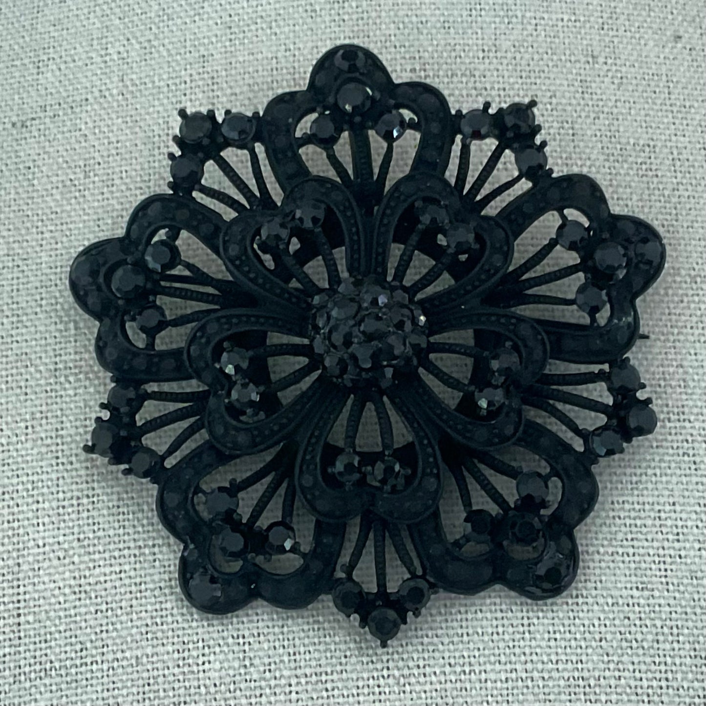 Large Japanned Matte Black Vintage Jett Mourning Pendant Brooch