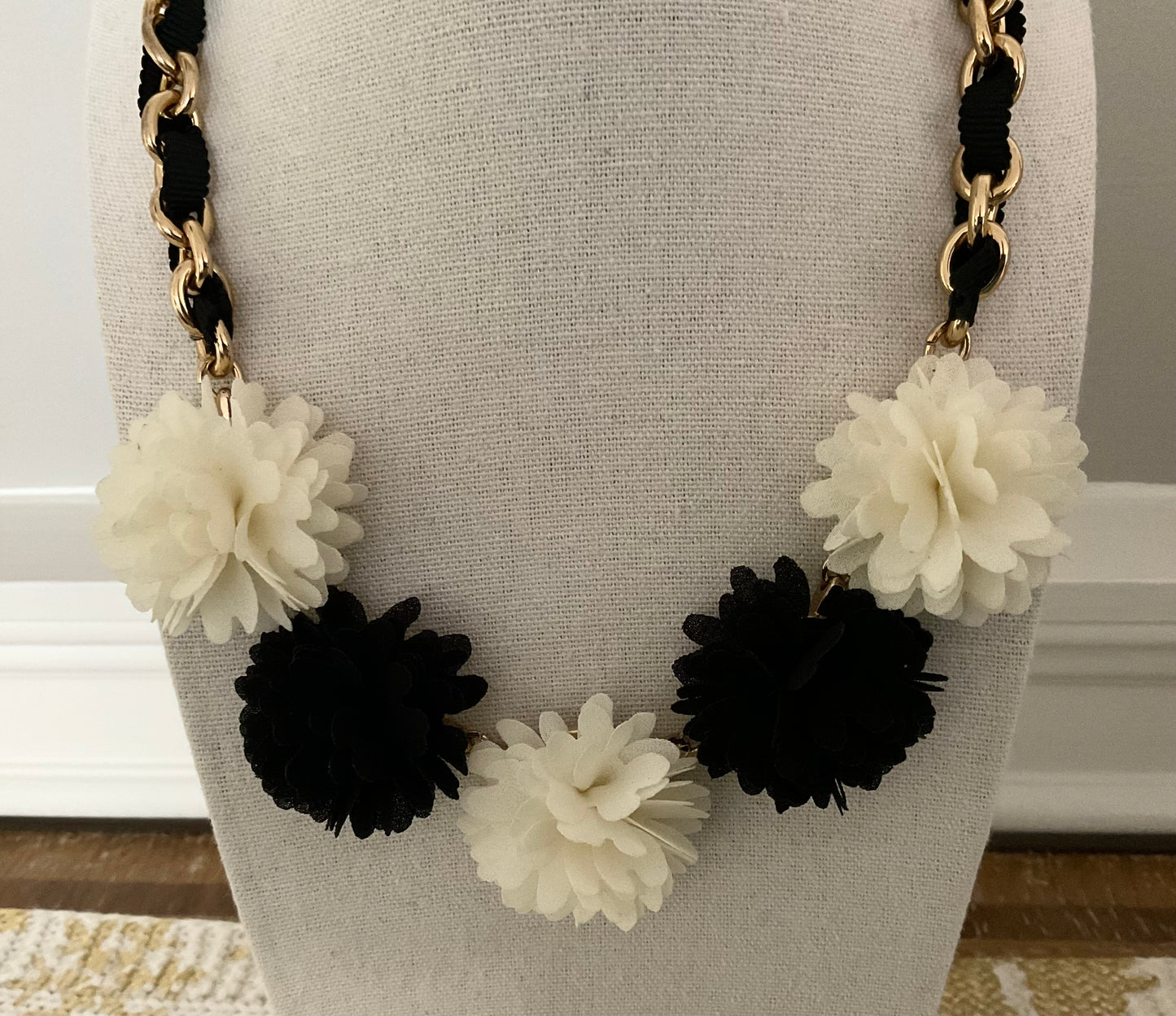 Talbots Black White Fabric Flower Statement Necklace