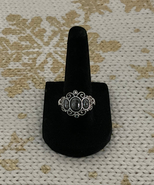 Vintage Avon Baroque Silver Onyx Ring 7.5