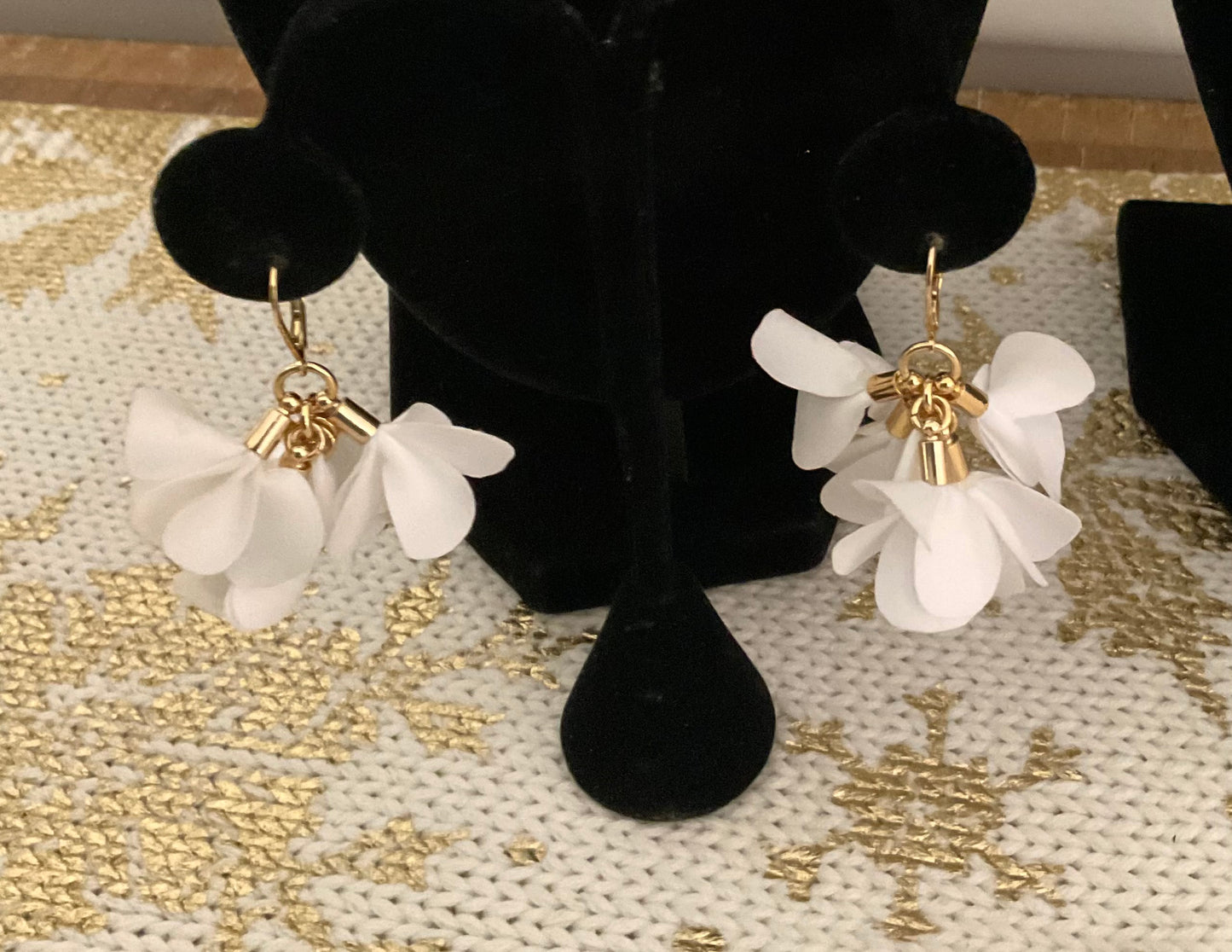 Talbots White Gold Flower Necklace & Earrings Set
