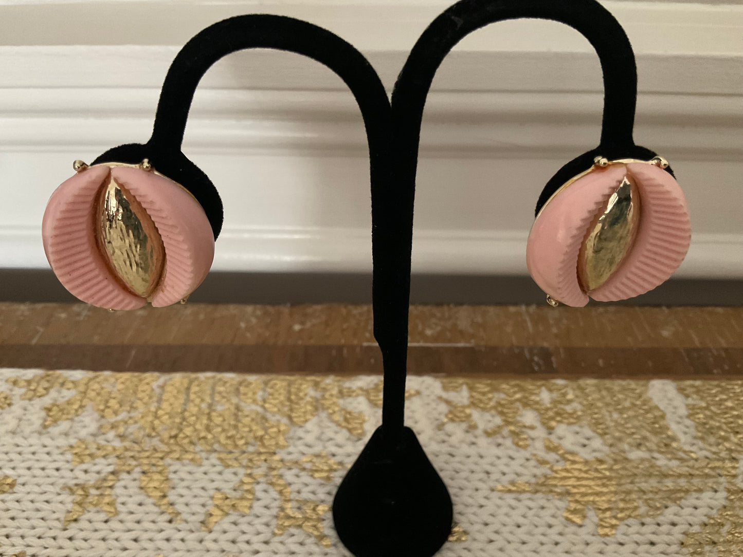 Pink & Gold Ribbed Clip On Earrings
