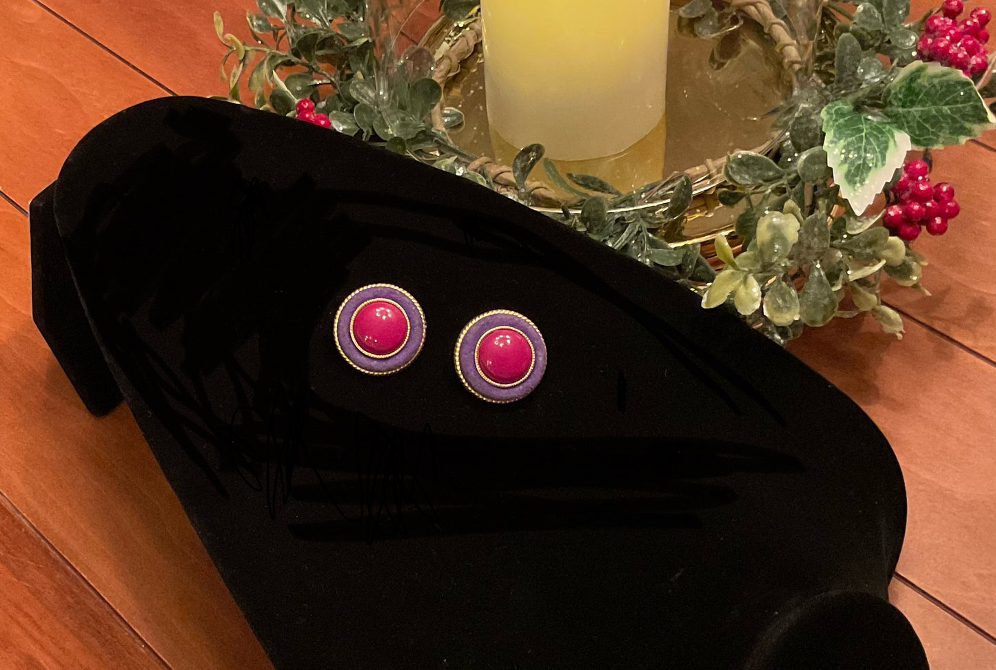 1980s Round Velvet Purple Fuschia Gold Tone Button Clip On Earrings