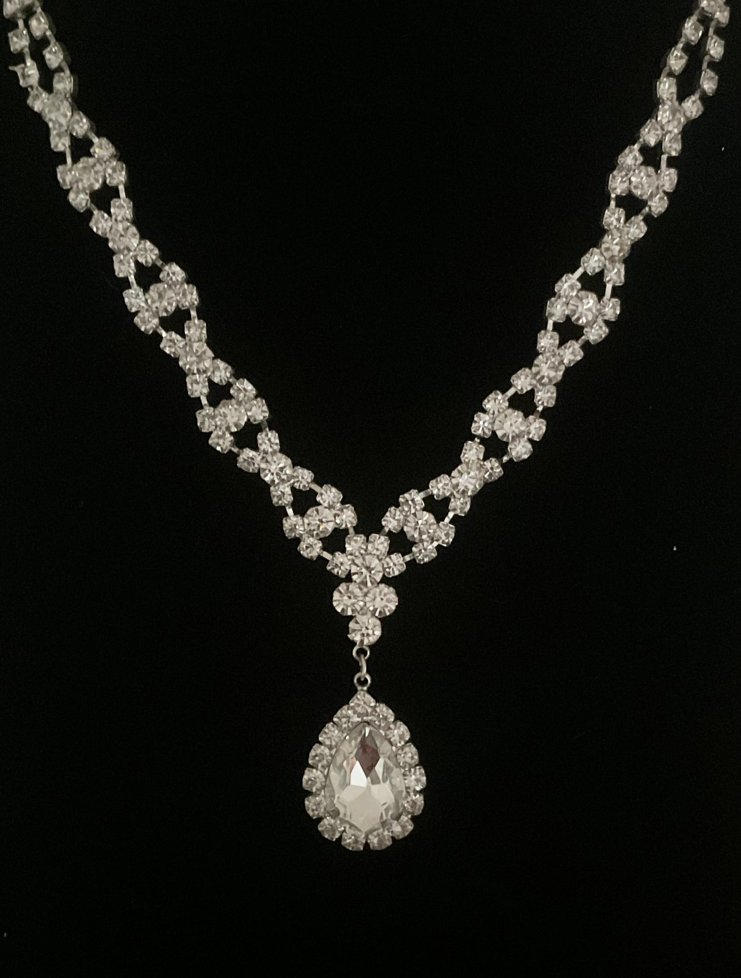 Crystal Rhinestone Teardrop Glam Pendant Necklace