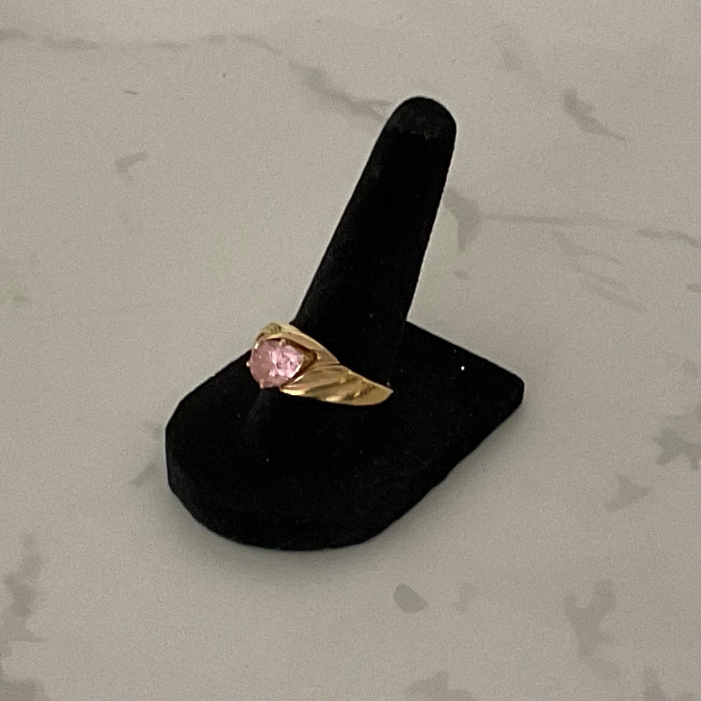 1980s Vintage Pink Tourmaline Gold Ring